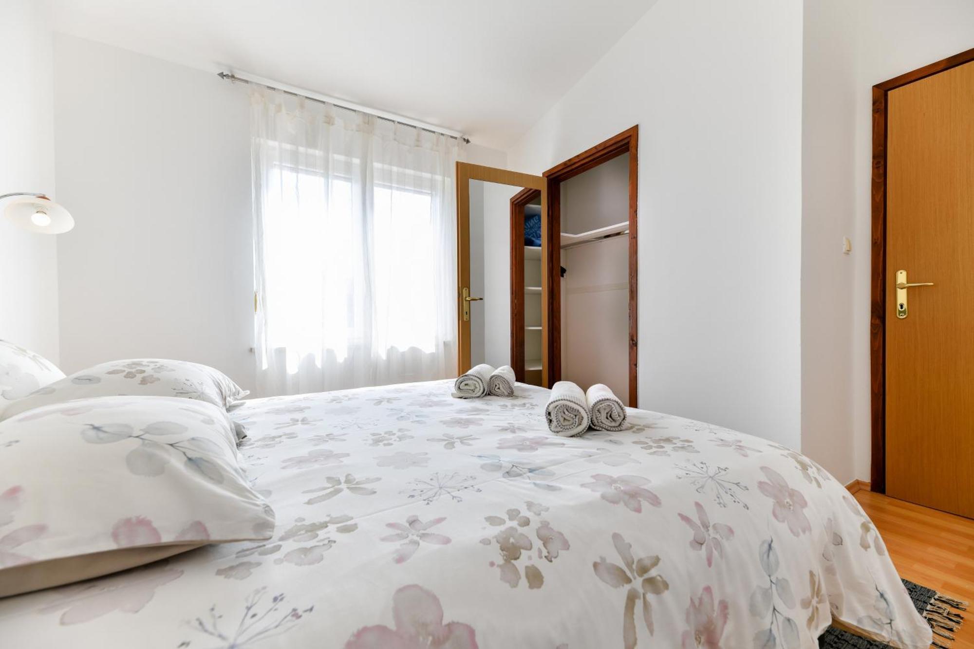 Ferienwohnung Sunset Puntamika Zadar Exterior foto